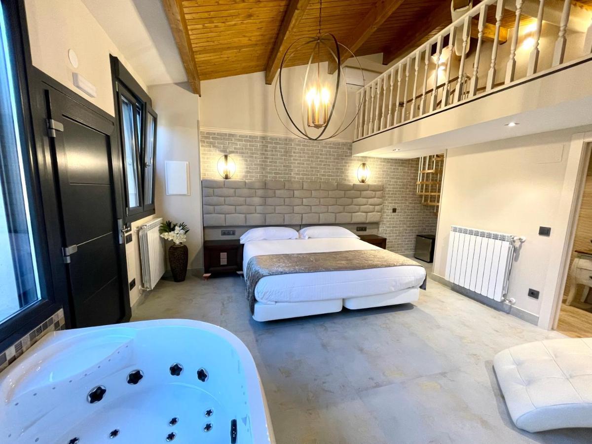 Akla Hotel Suites Valles Pasiegos Saro Ngoại thất bức ảnh