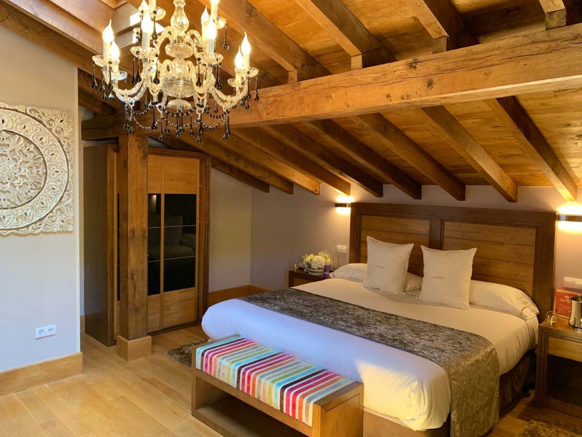 Akla Hotel Suites Valles Pasiegos Saro Ngoại thất bức ảnh
