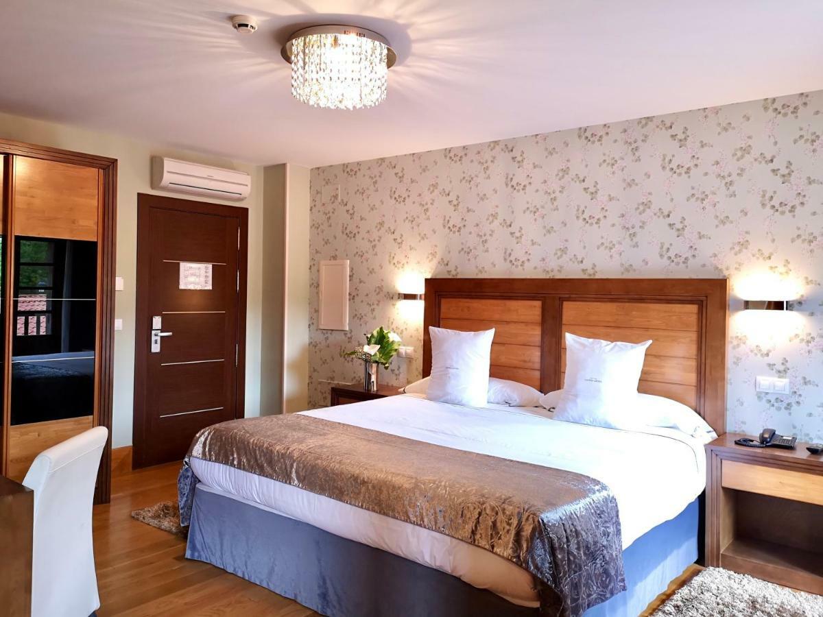 Akla Hotel Suites Valles Pasiegos Saro Ngoại thất bức ảnh